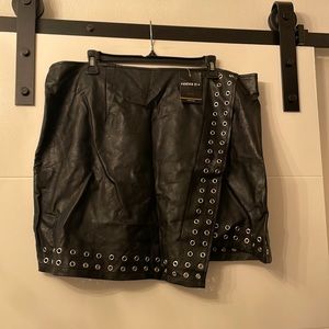 NEW! Forever21 plus size leather skirt
